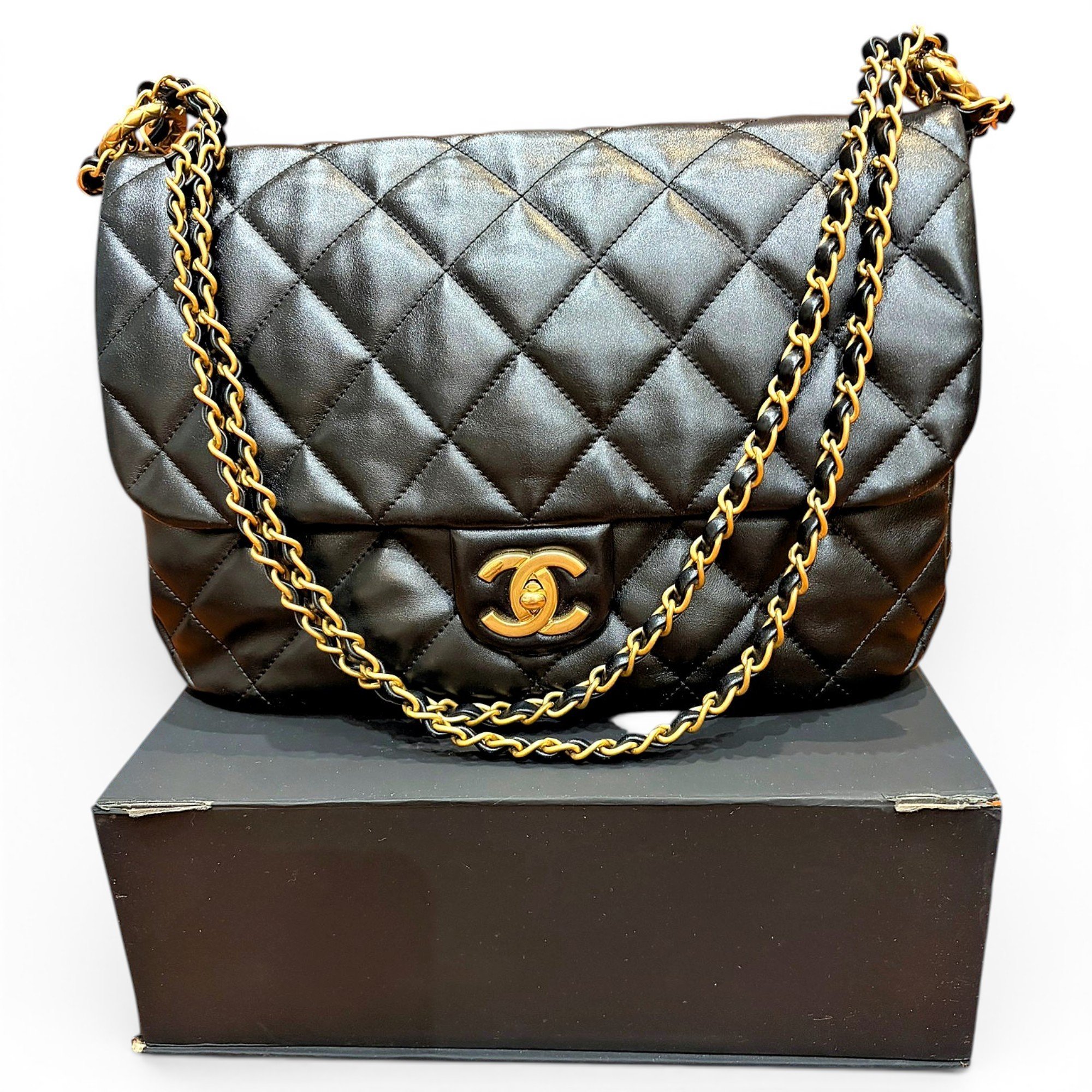Timeless/Classique leather handbag