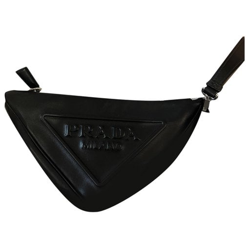 Triangle leather handbag