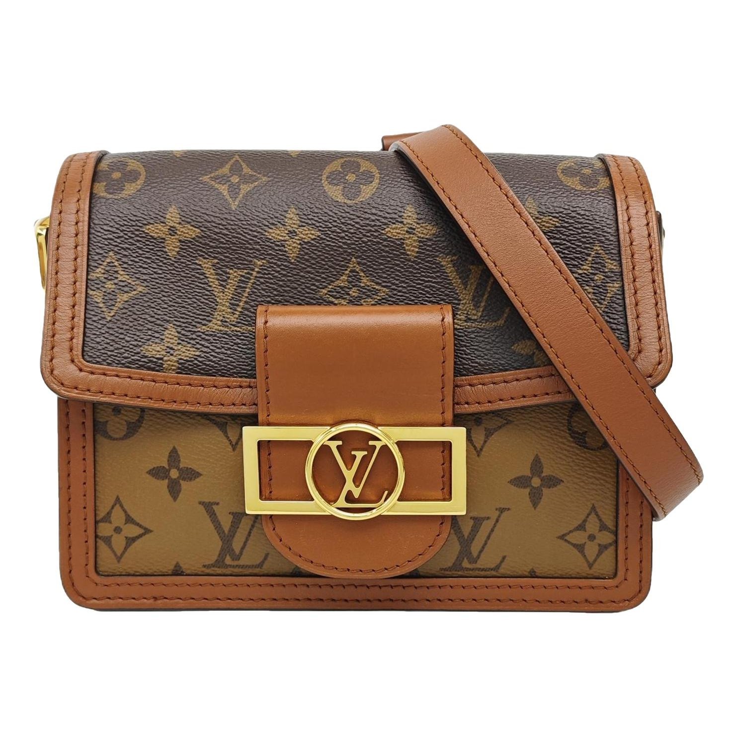 Dauphine leather handbag