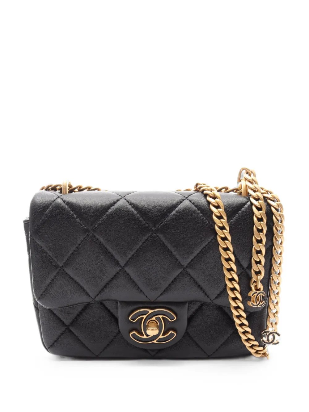 Matelassé chain shoulder bag