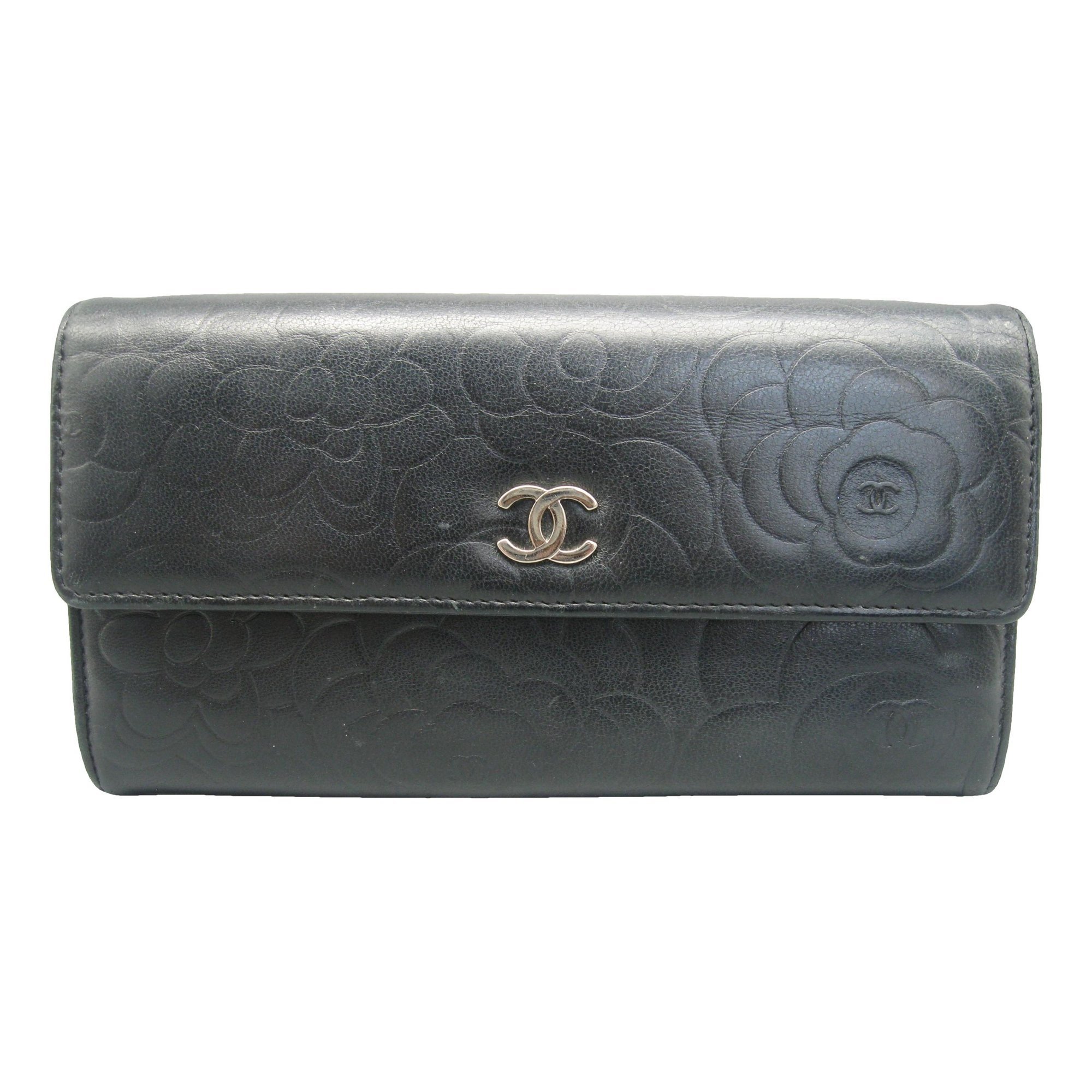 Wallet On Chain Timeless/Classique leather crossbody bag