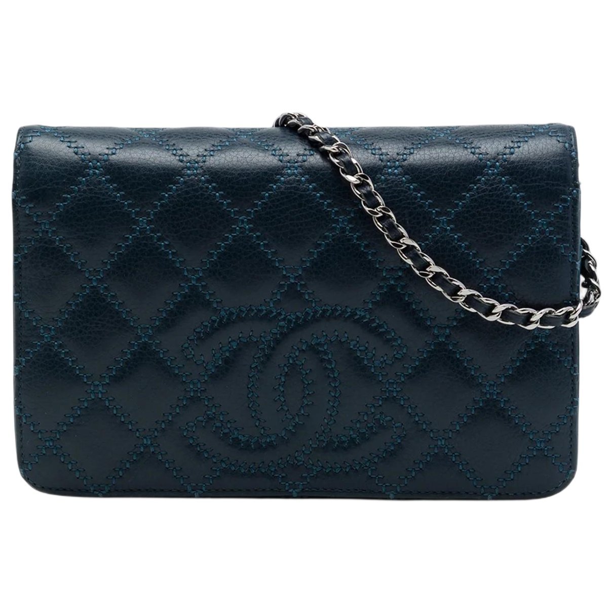 Wallet On Chain leather crossbody bag