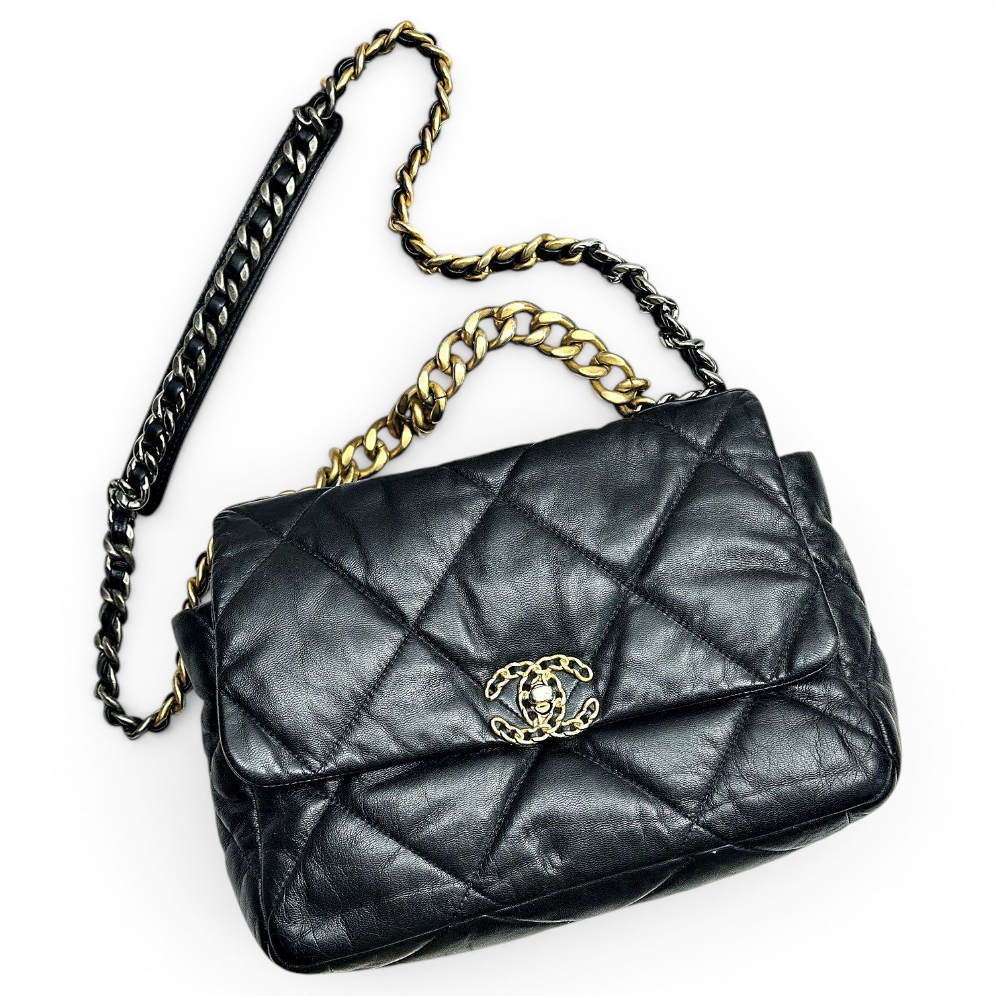 Chanel 19 leather handbag