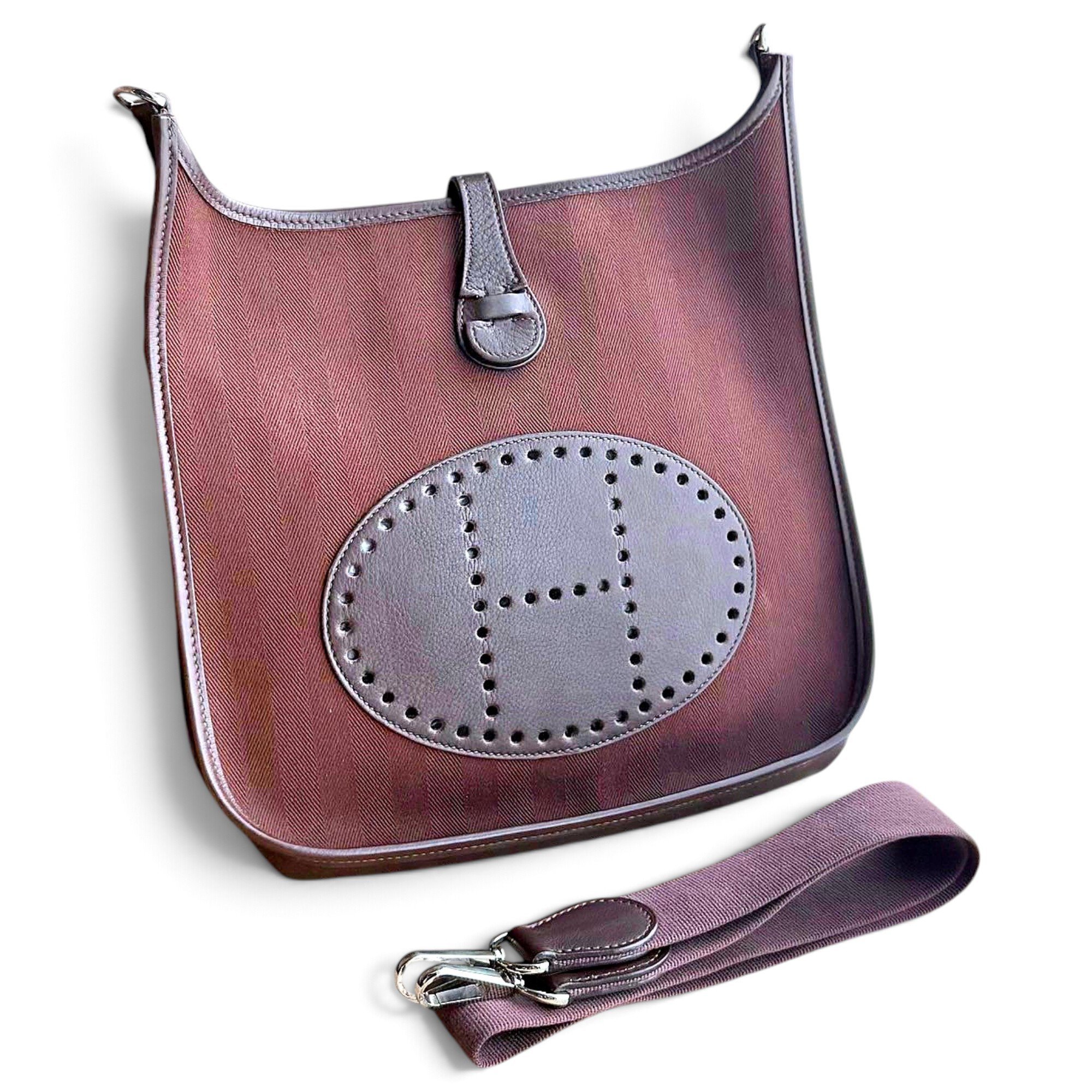 Evelyne leather crossbody bag