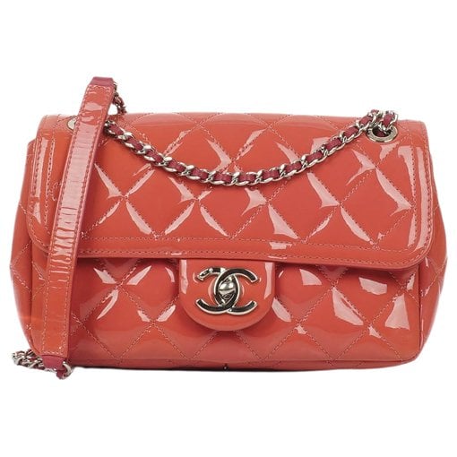 Timeless/Classique patent leather handbag