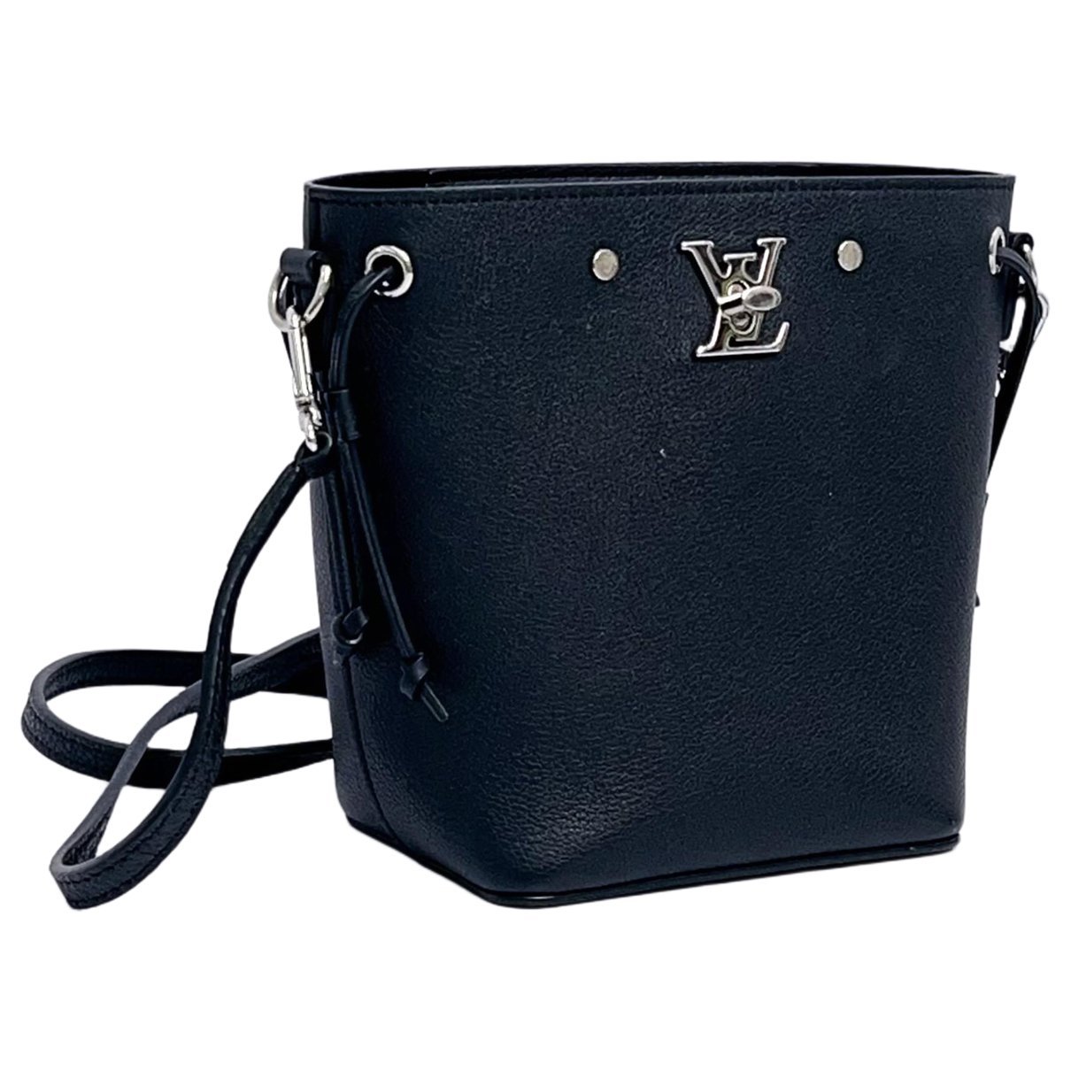 Lockme Bucket leather handbag