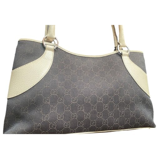 Abbey leather handbag