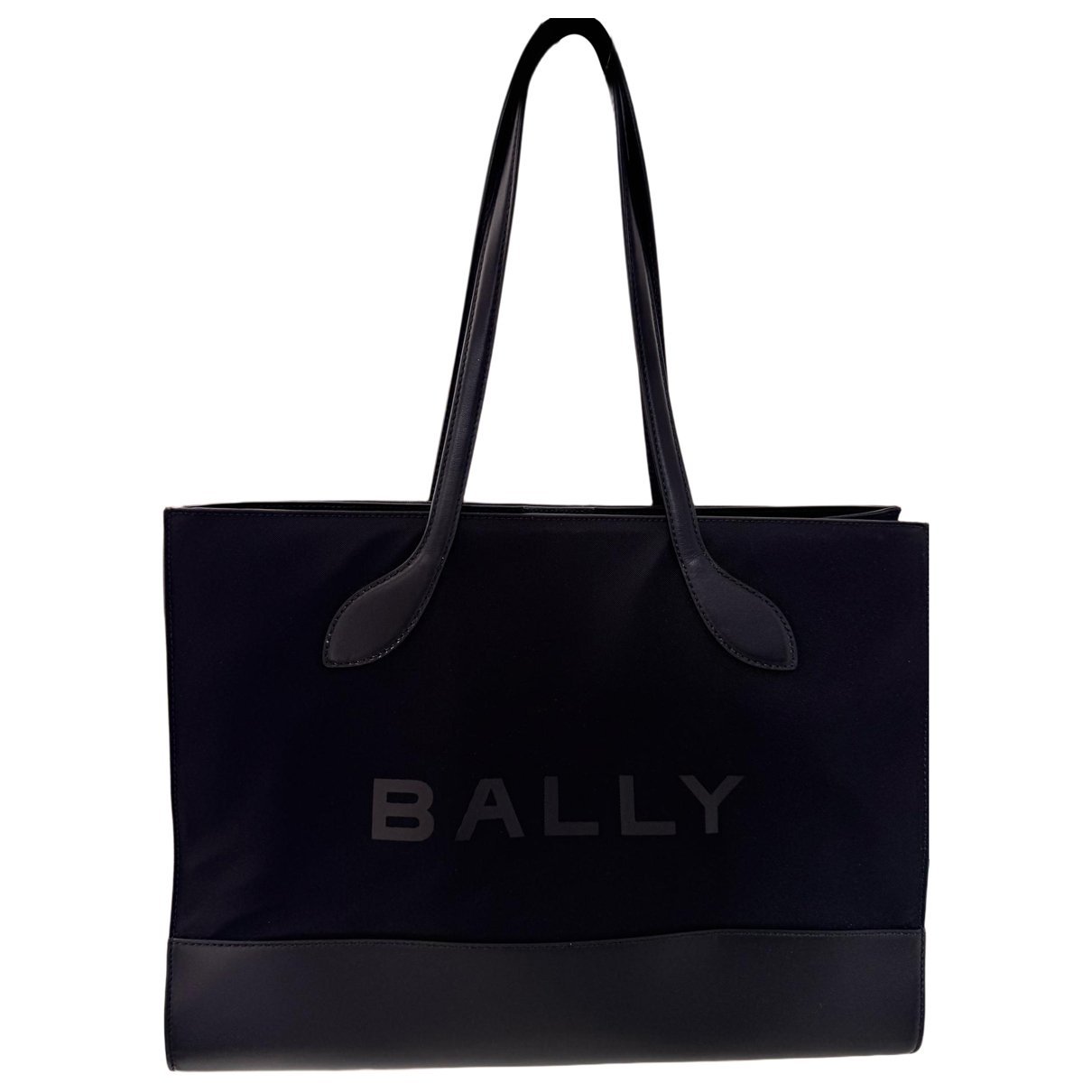 Leather tote