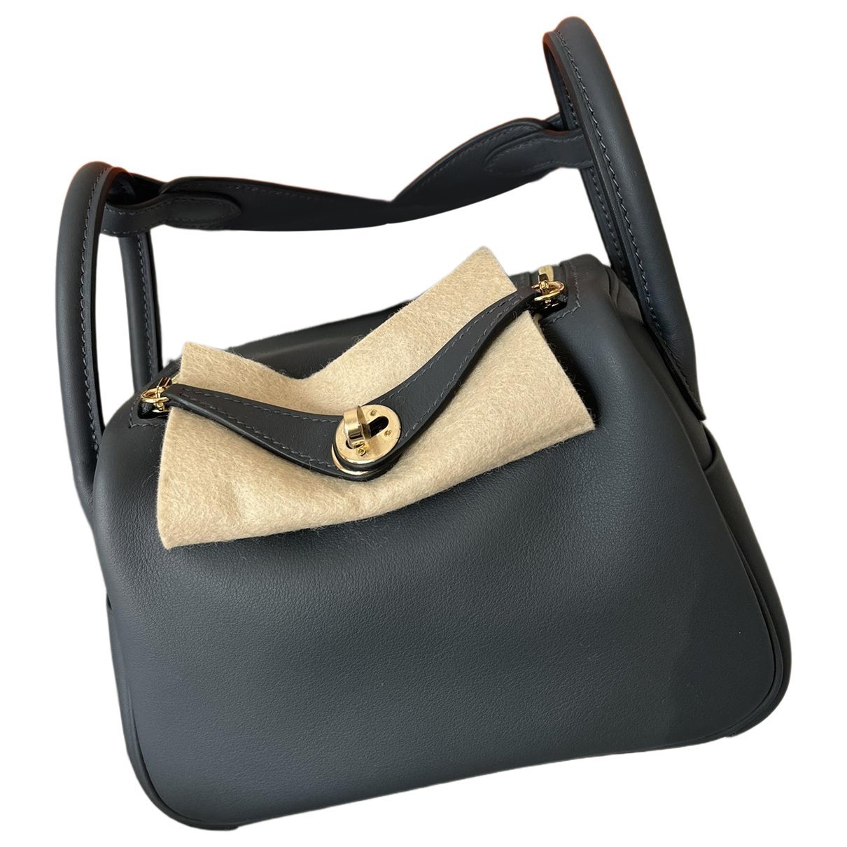 Lindy leather handbag