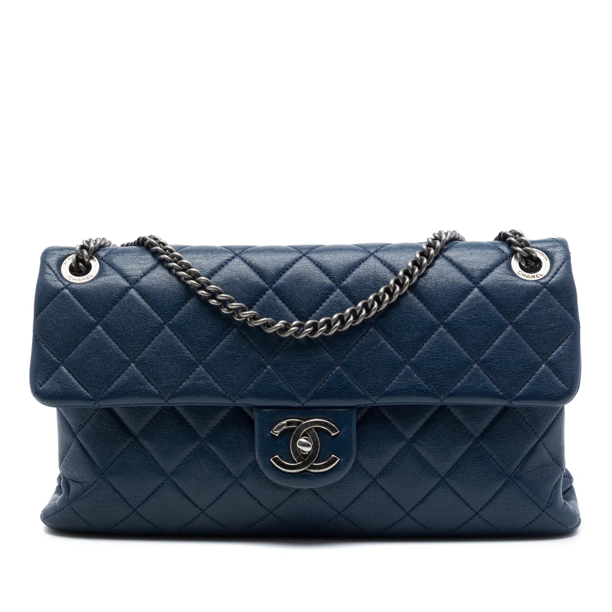 Timeless/Classique leather handbag