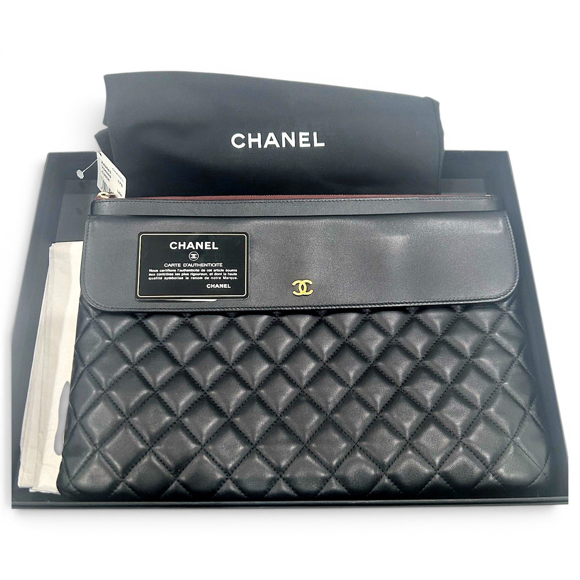 Timeless/Classique leather clutch bag