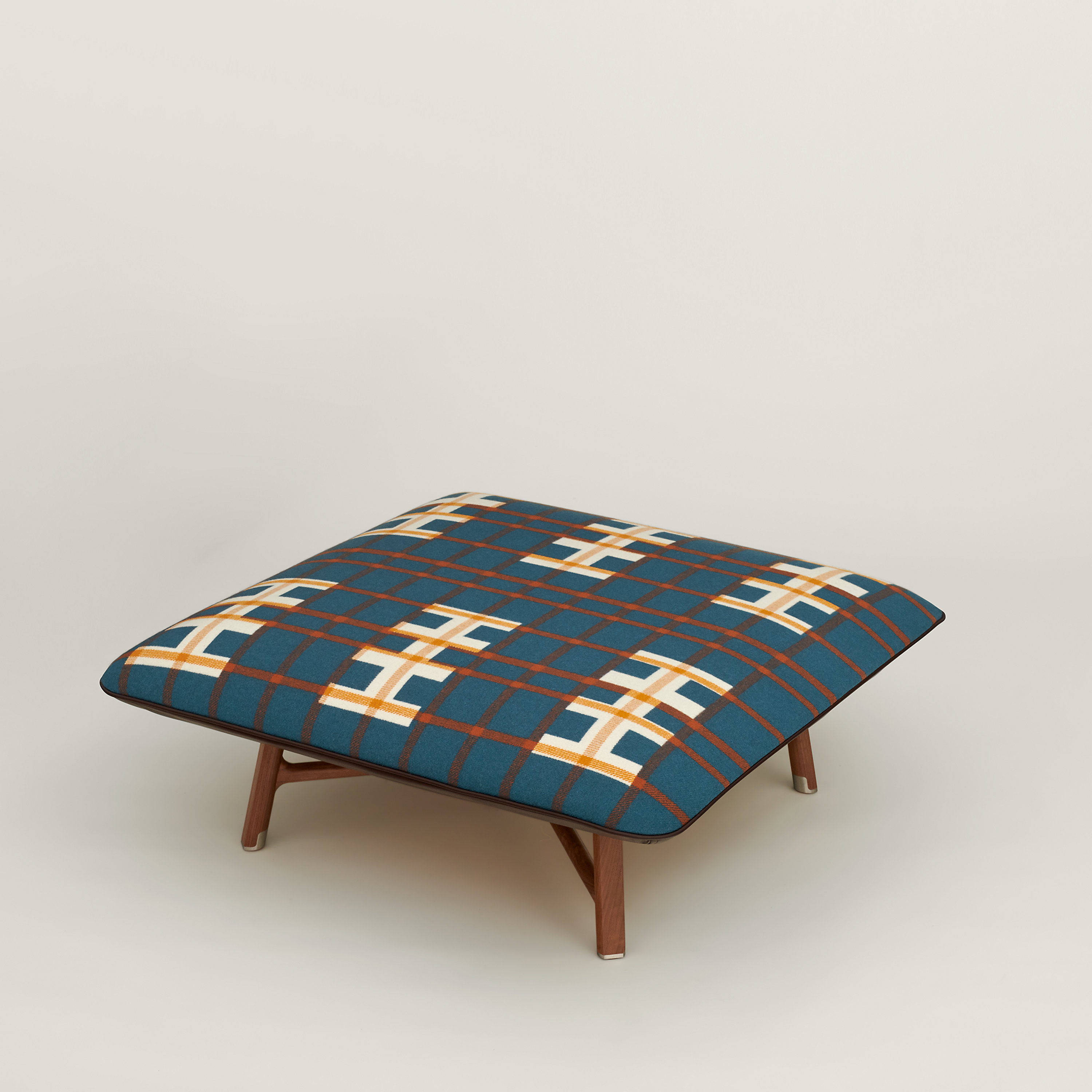 Les Necessaires d'Hermès "carre d'assise" low stool, medium model
