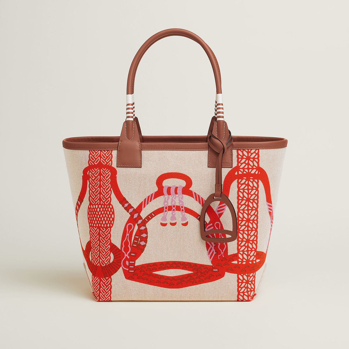 Steeple 28 bag