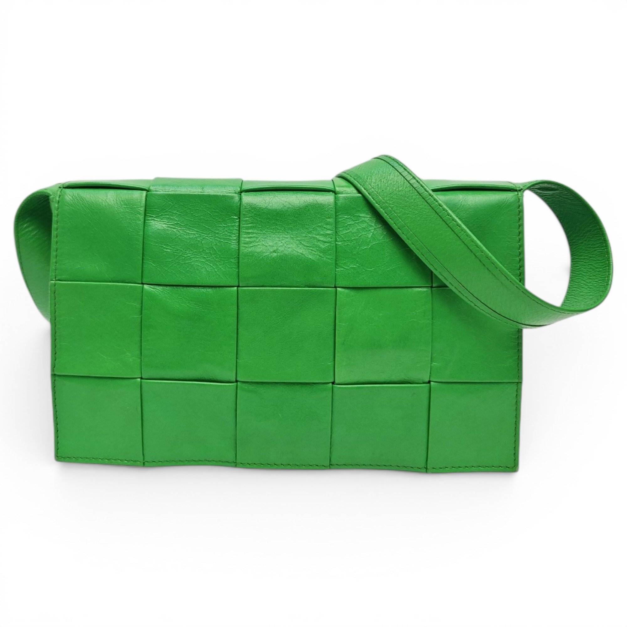 Cassette leather handbag
