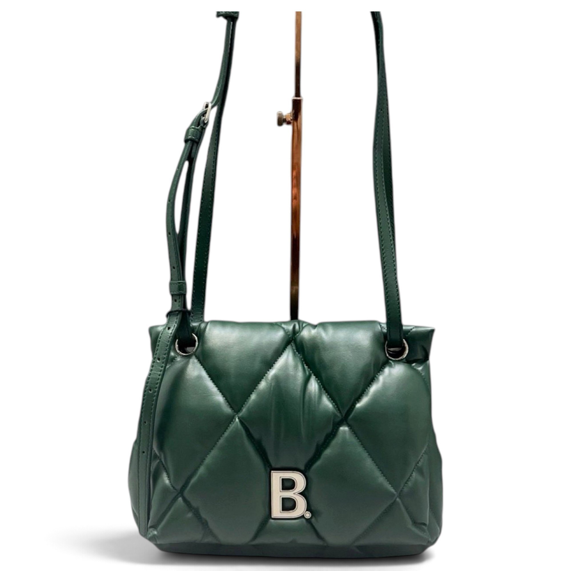 Crush leather handbag
