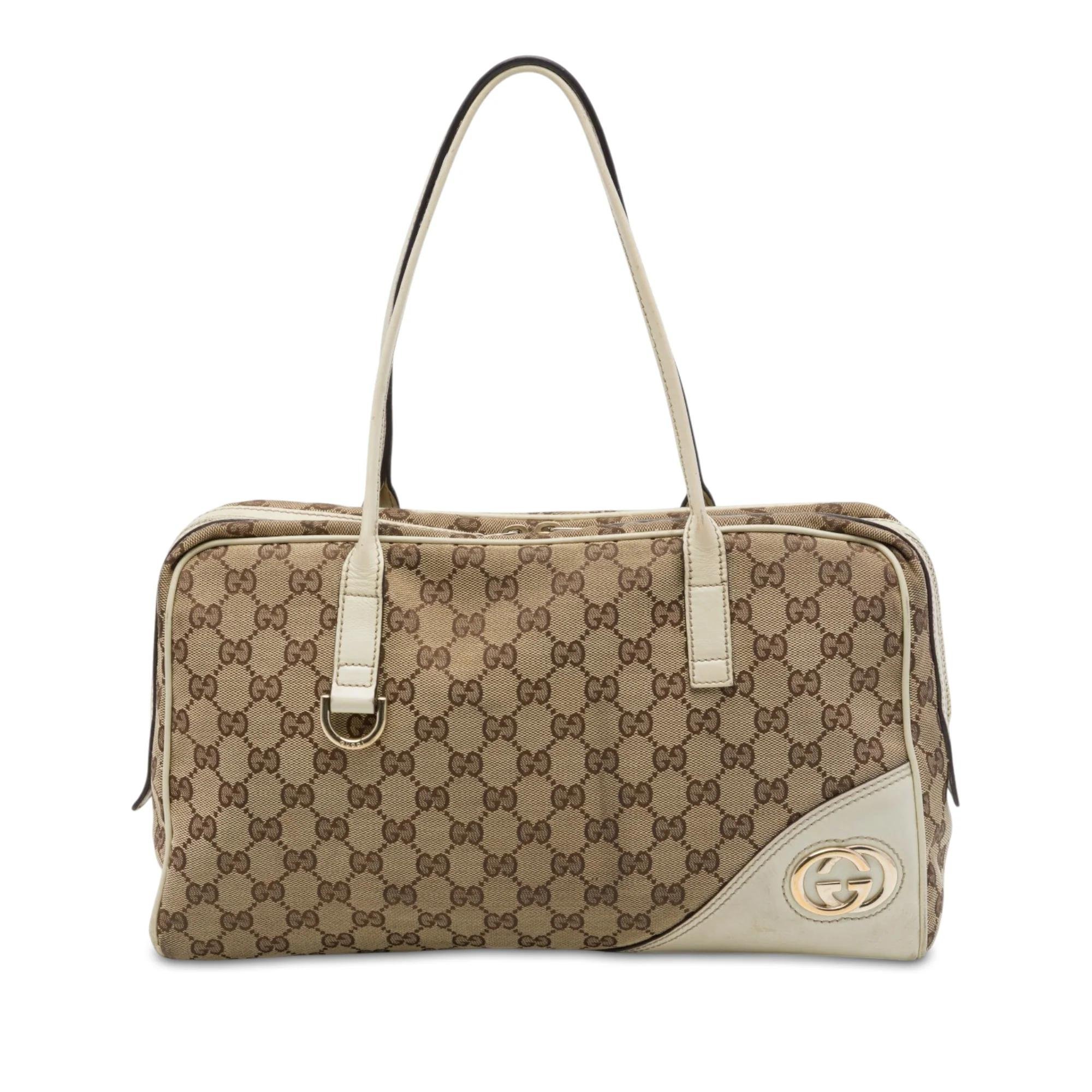 Britt cloth handbag