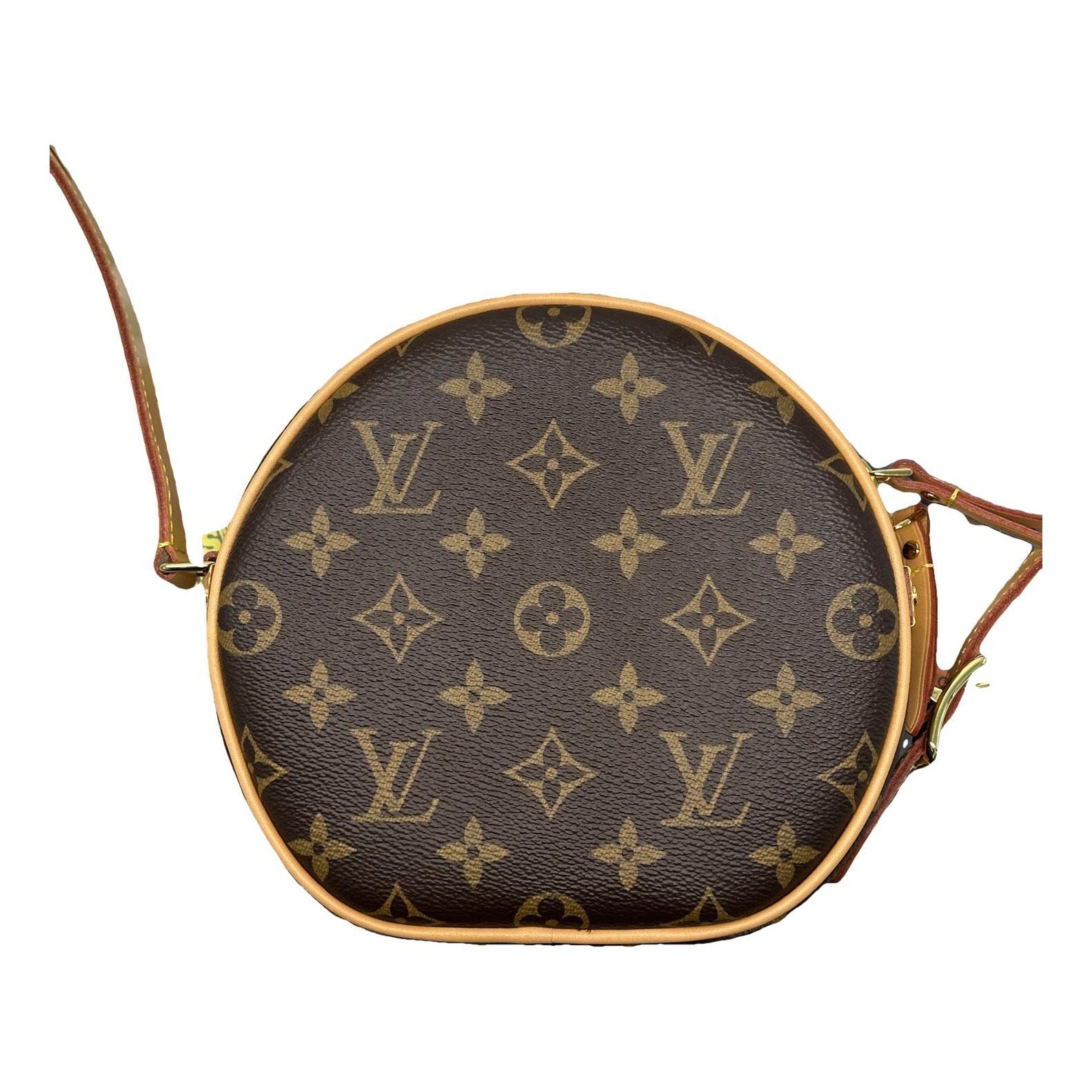 Boîte chapeau souple leather handbag