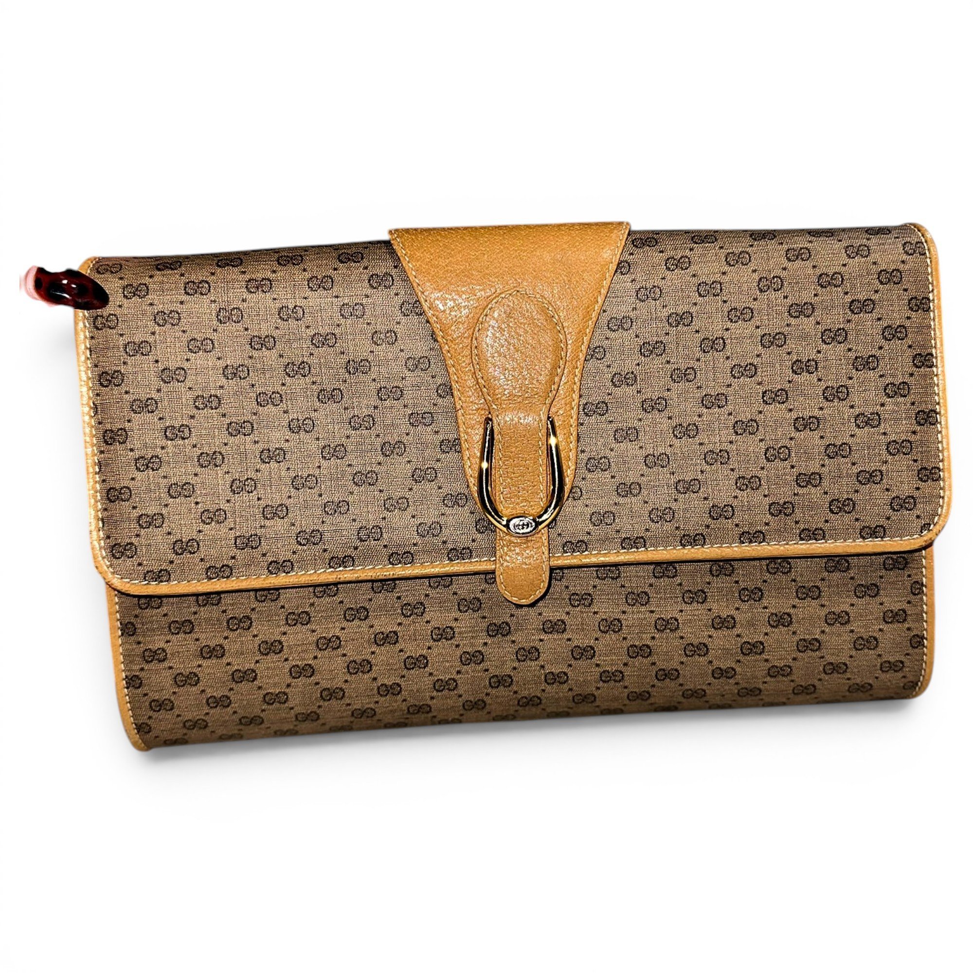 Cloth clutch bag