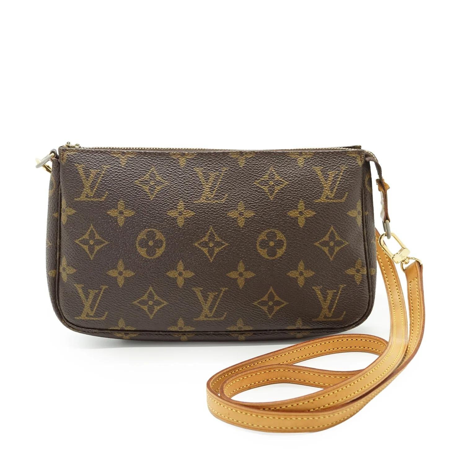 Pochette Accessoire leather handbag
