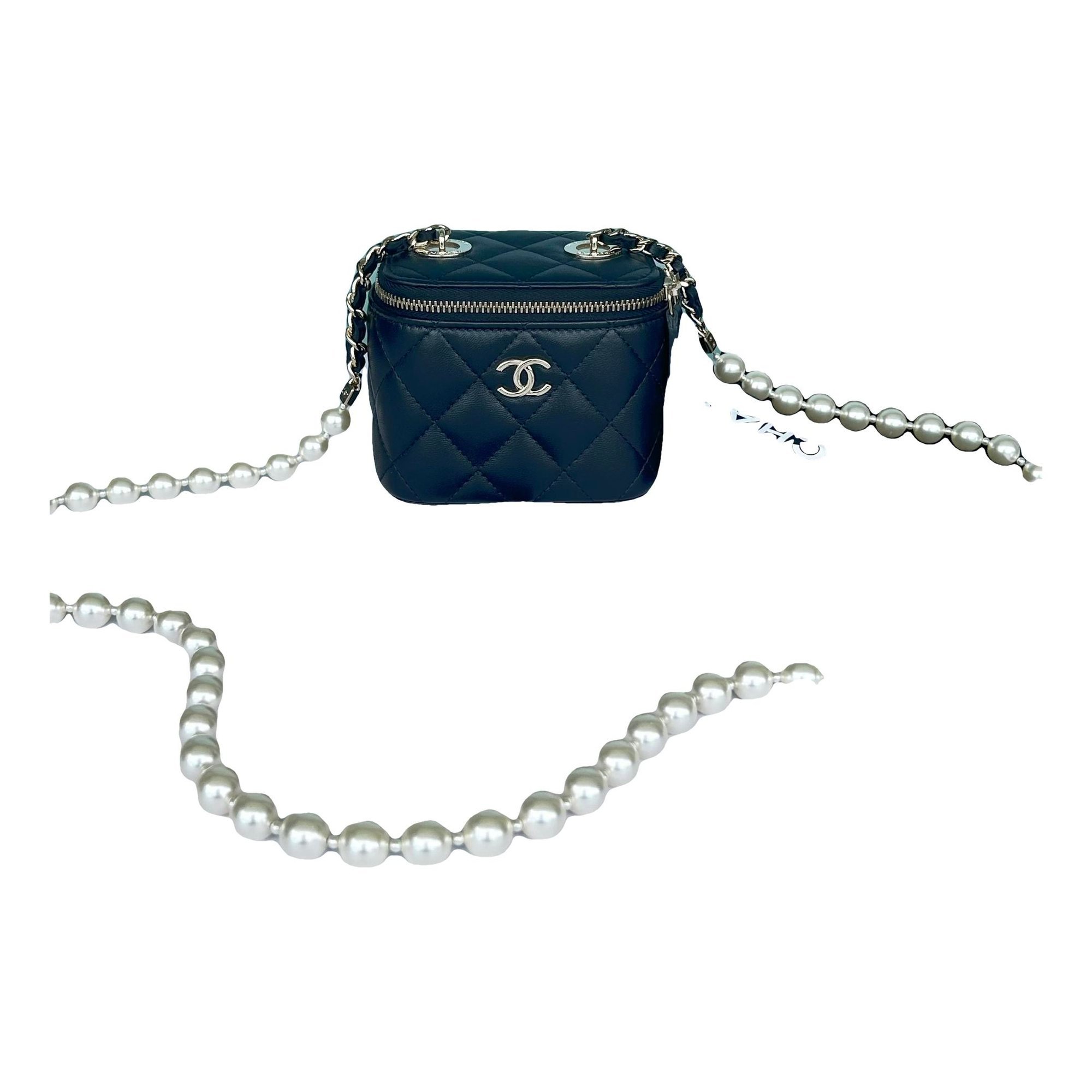 Trendy CC Vanity leather handbag