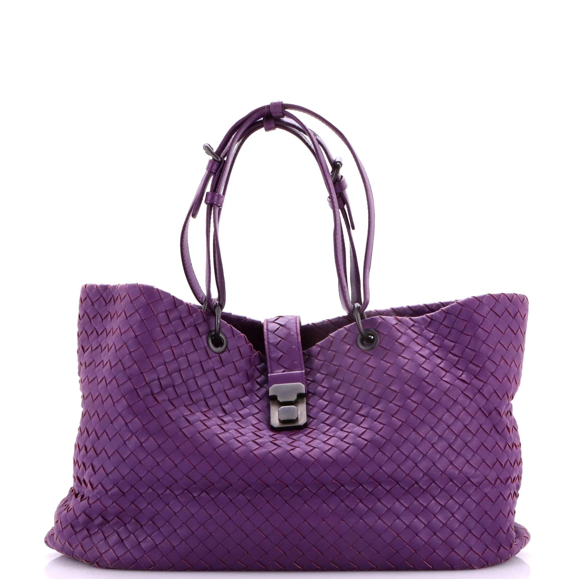 Leather tote