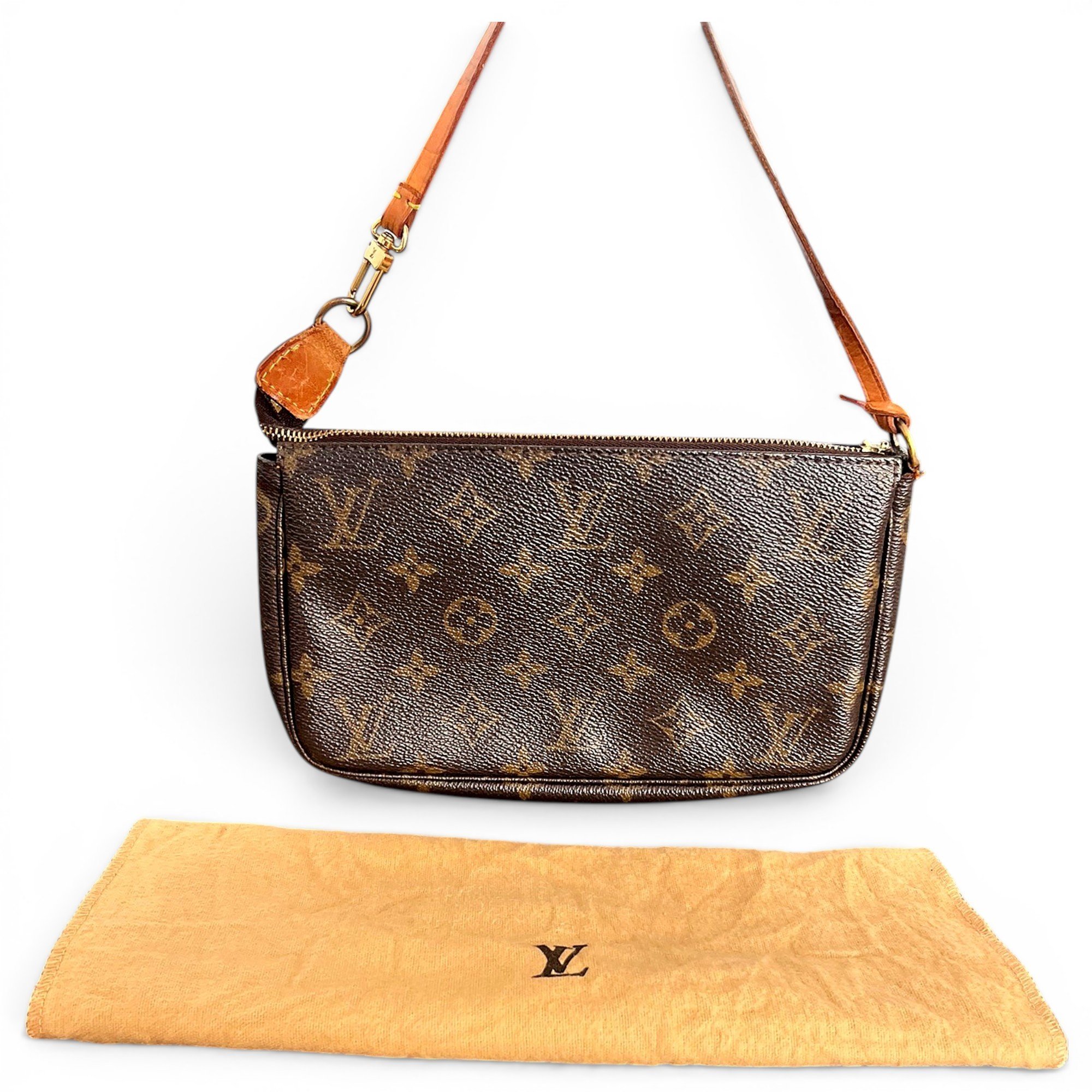 Leather clutch bag