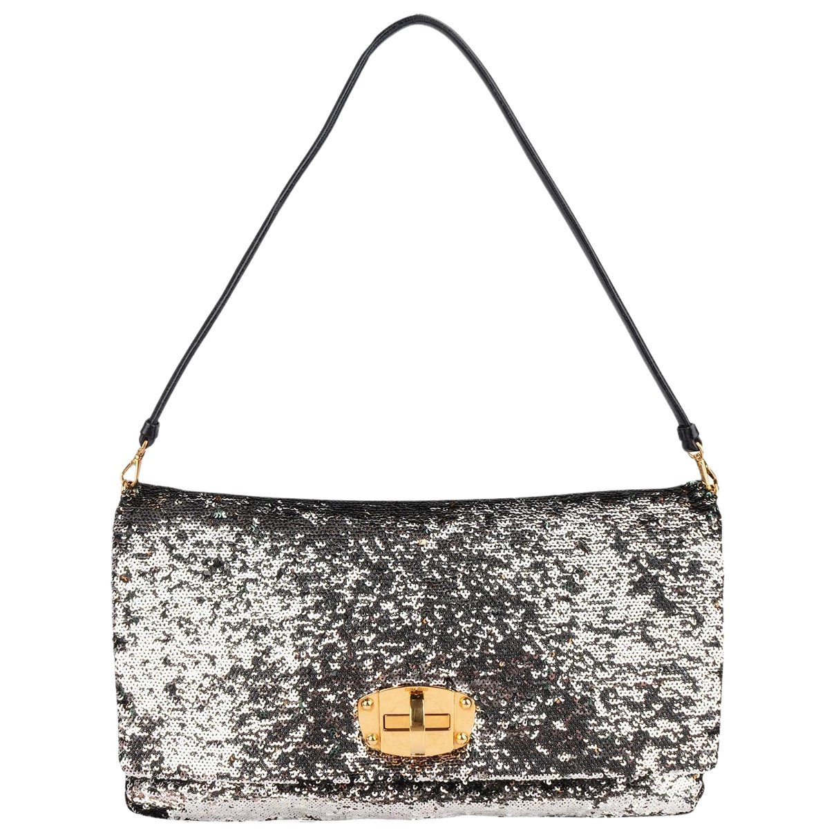 Matelassé leather handbag