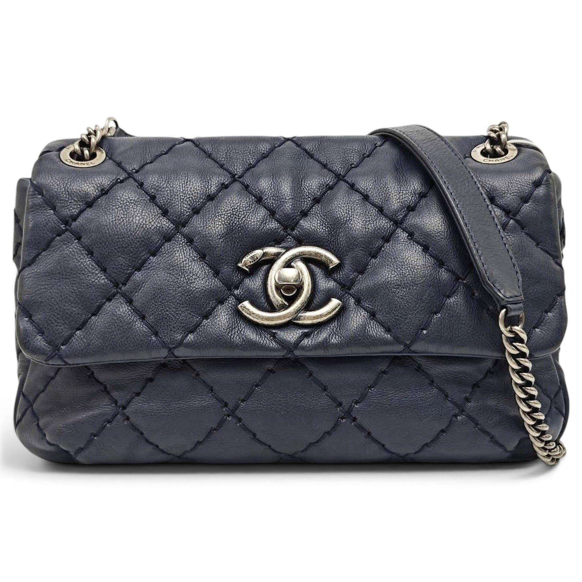 Timeless/Classique leather crossbody bag