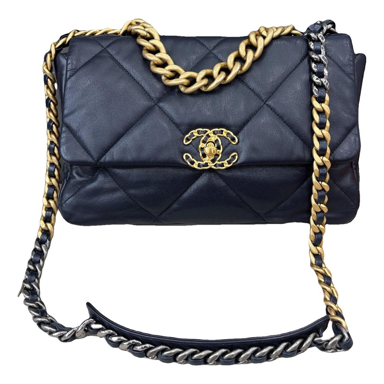 Chanel 19 leather handbag