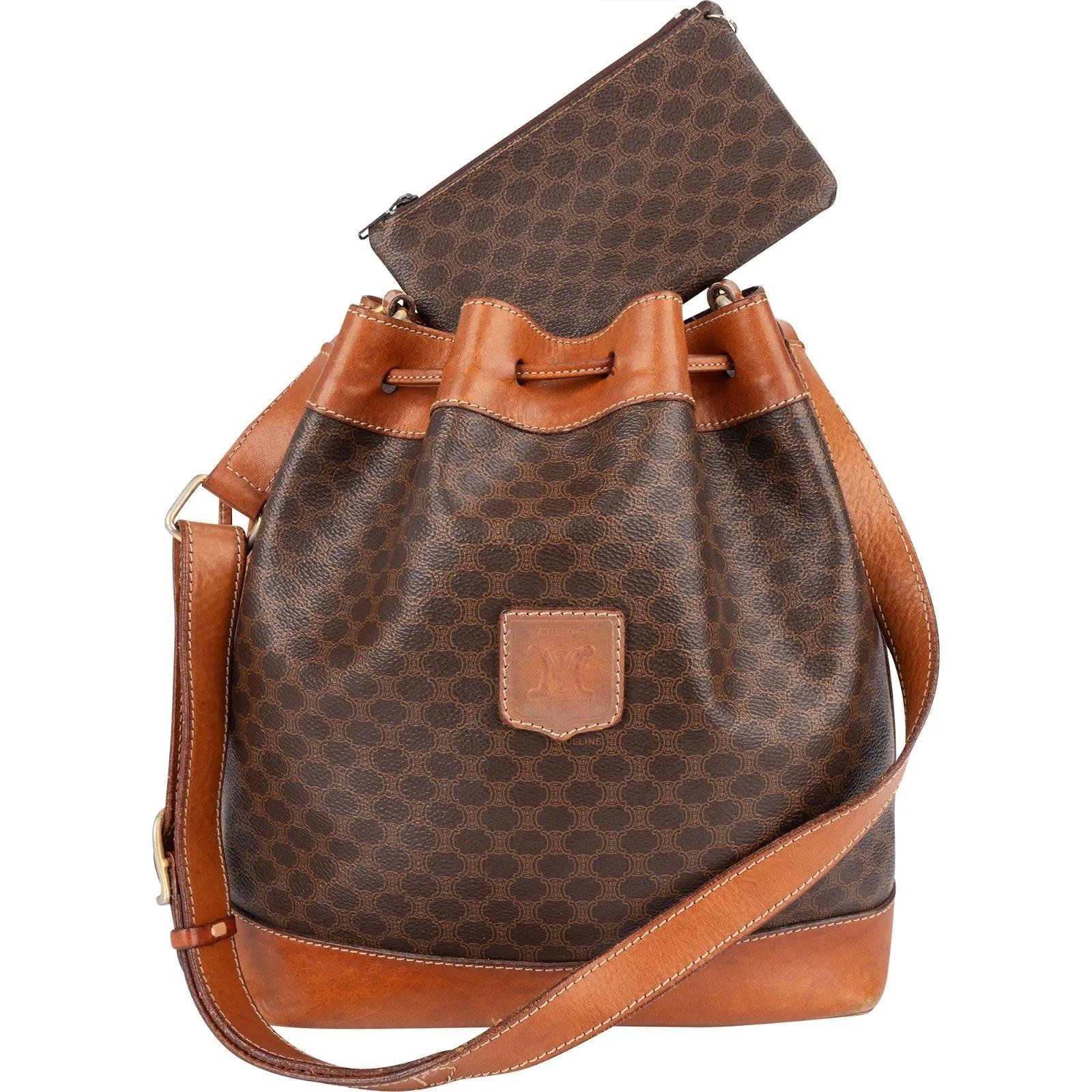 Clasp Bucket leather handbag