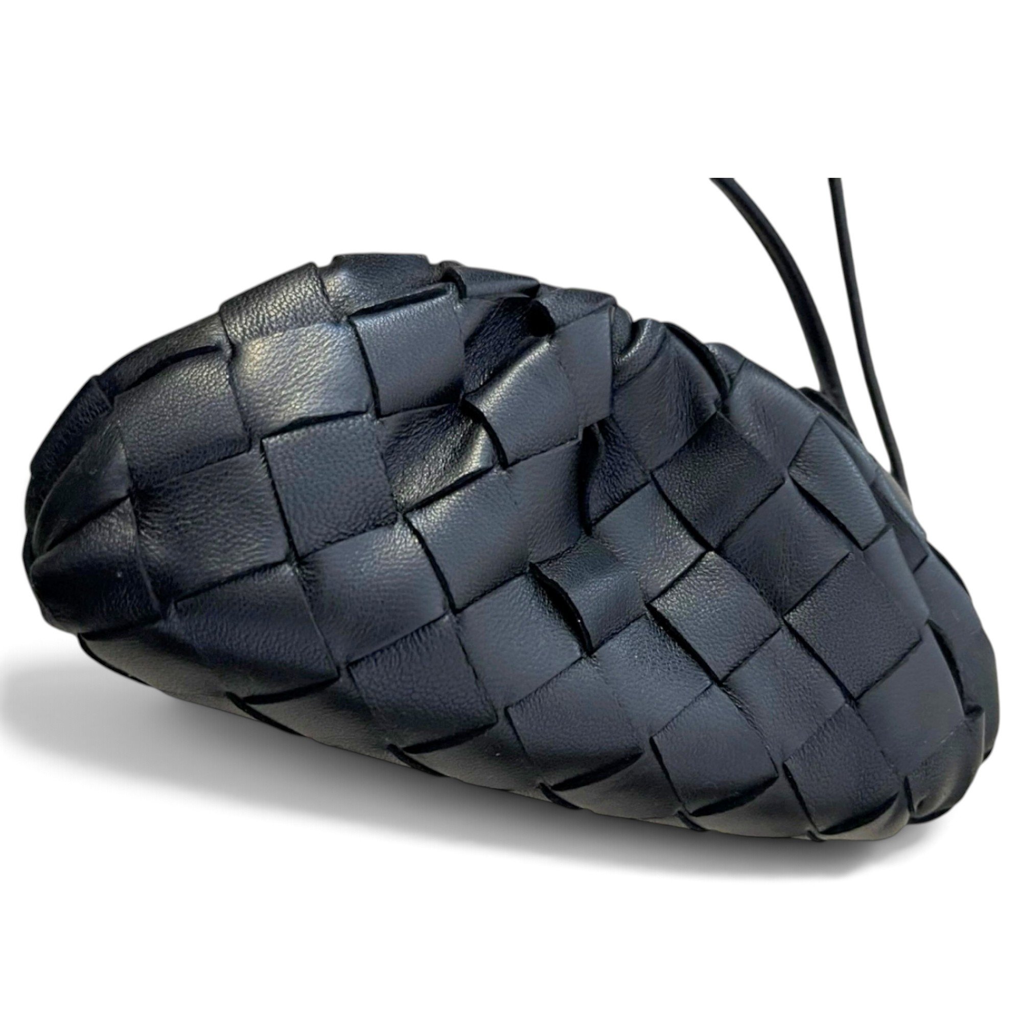 Pouch leather handbag