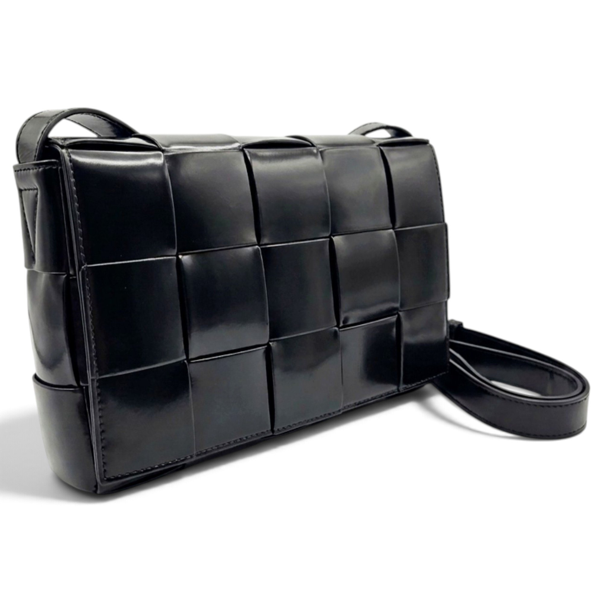 Cassette leather handbag