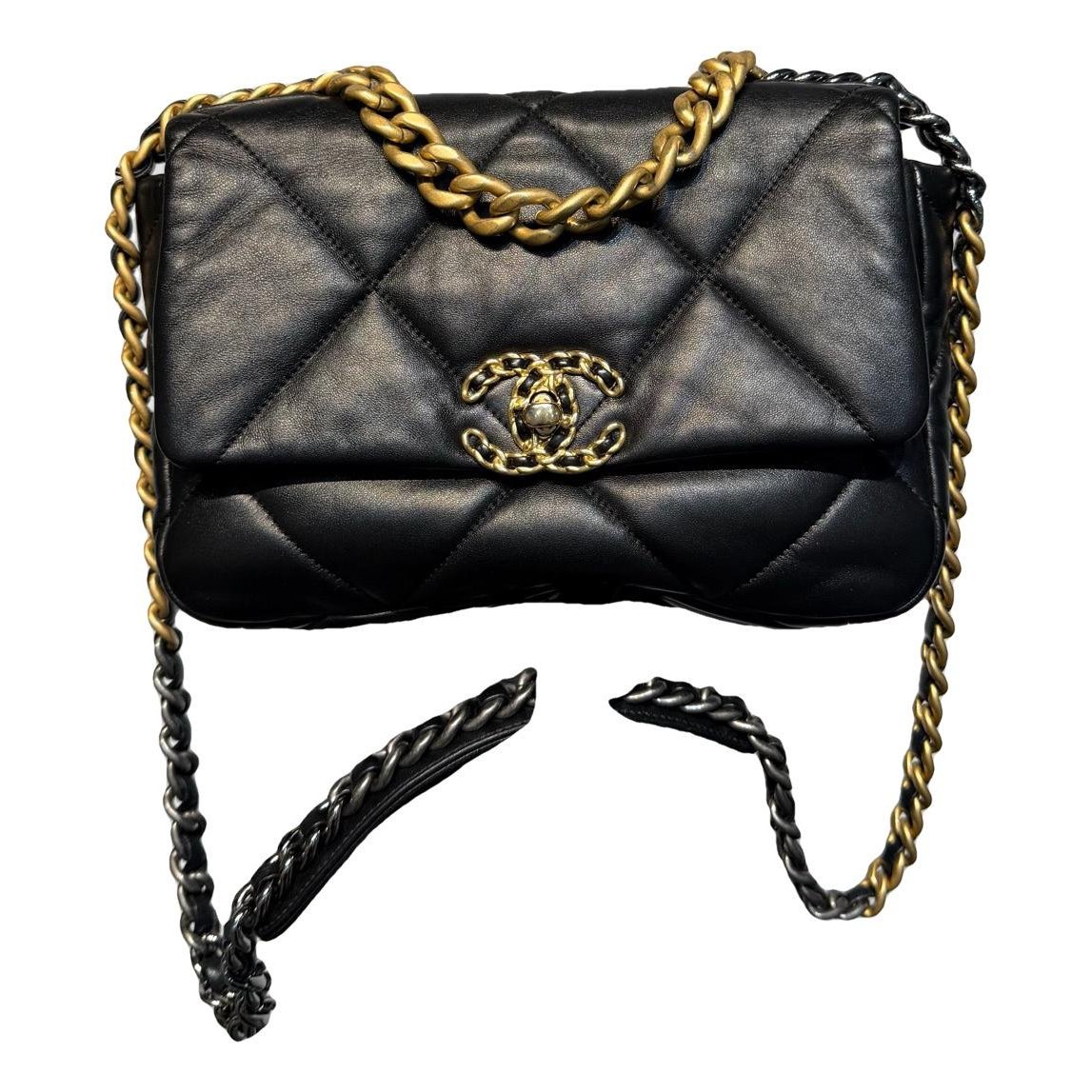 Chanel 19 leather handbag