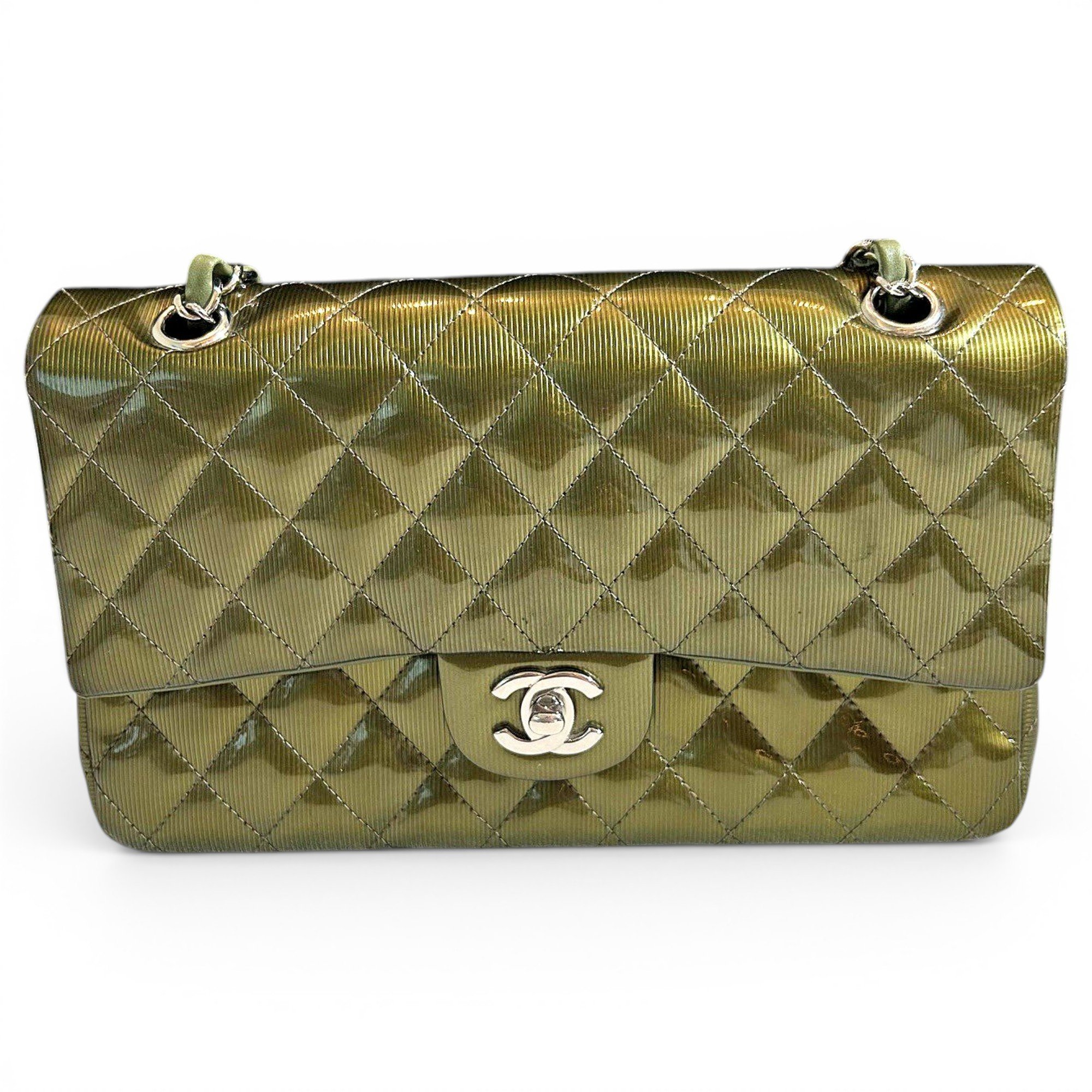 Timeless/Classique patent leather handbag