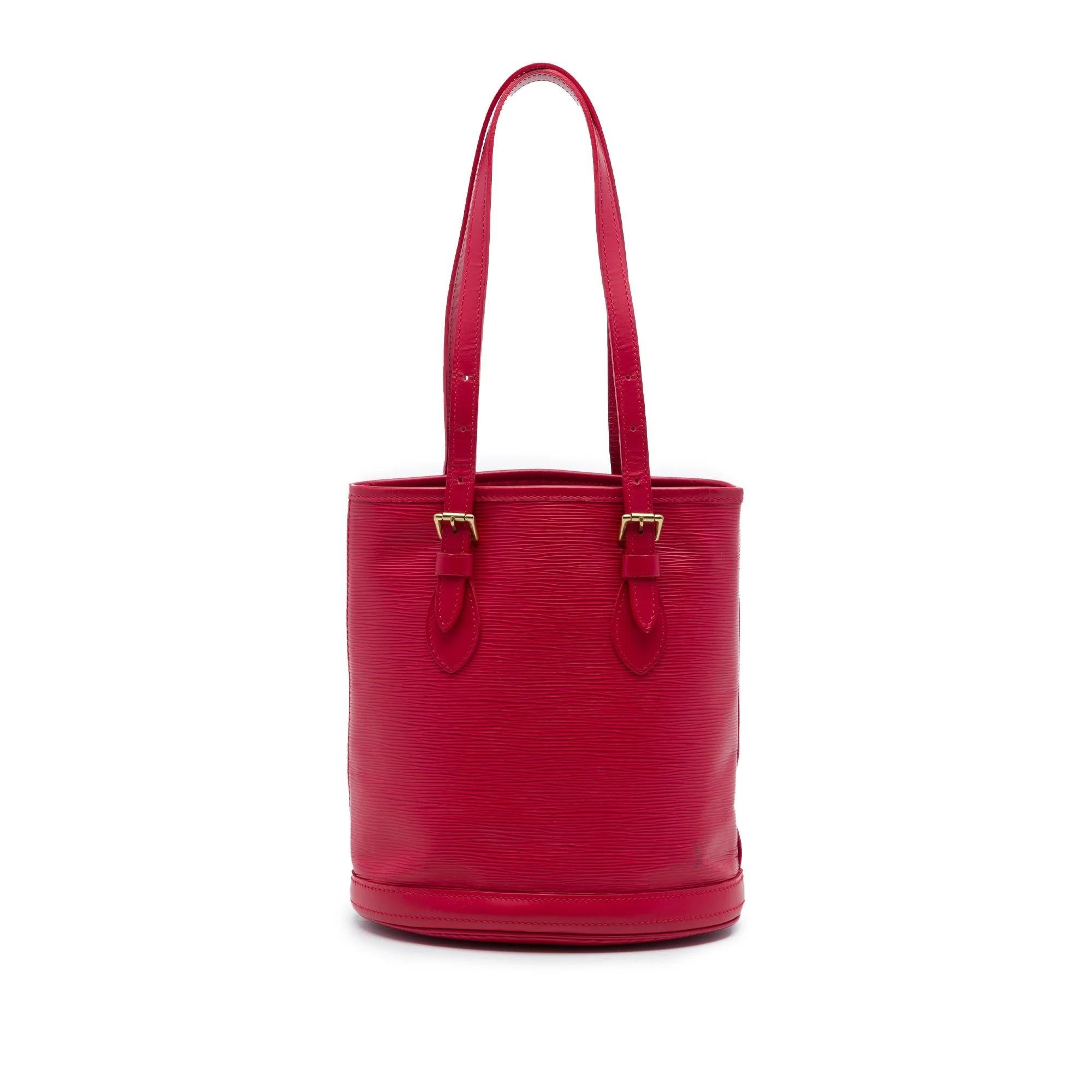 Bucket leather handbag