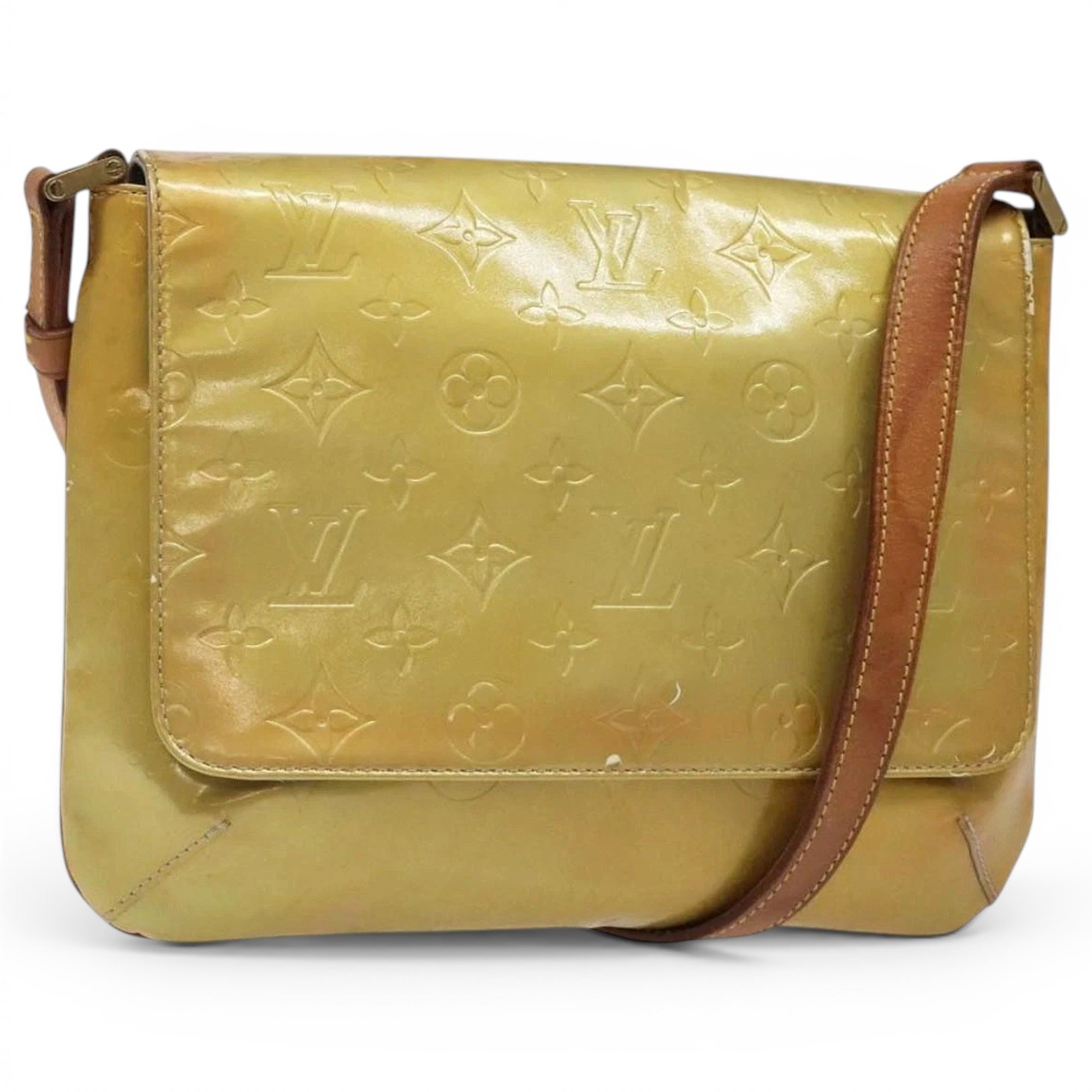 Patent leather handbag