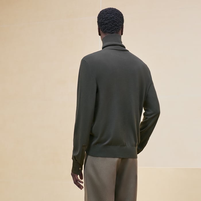 Kaki "Decadre Laine & Soie" Turtleneck Sweater