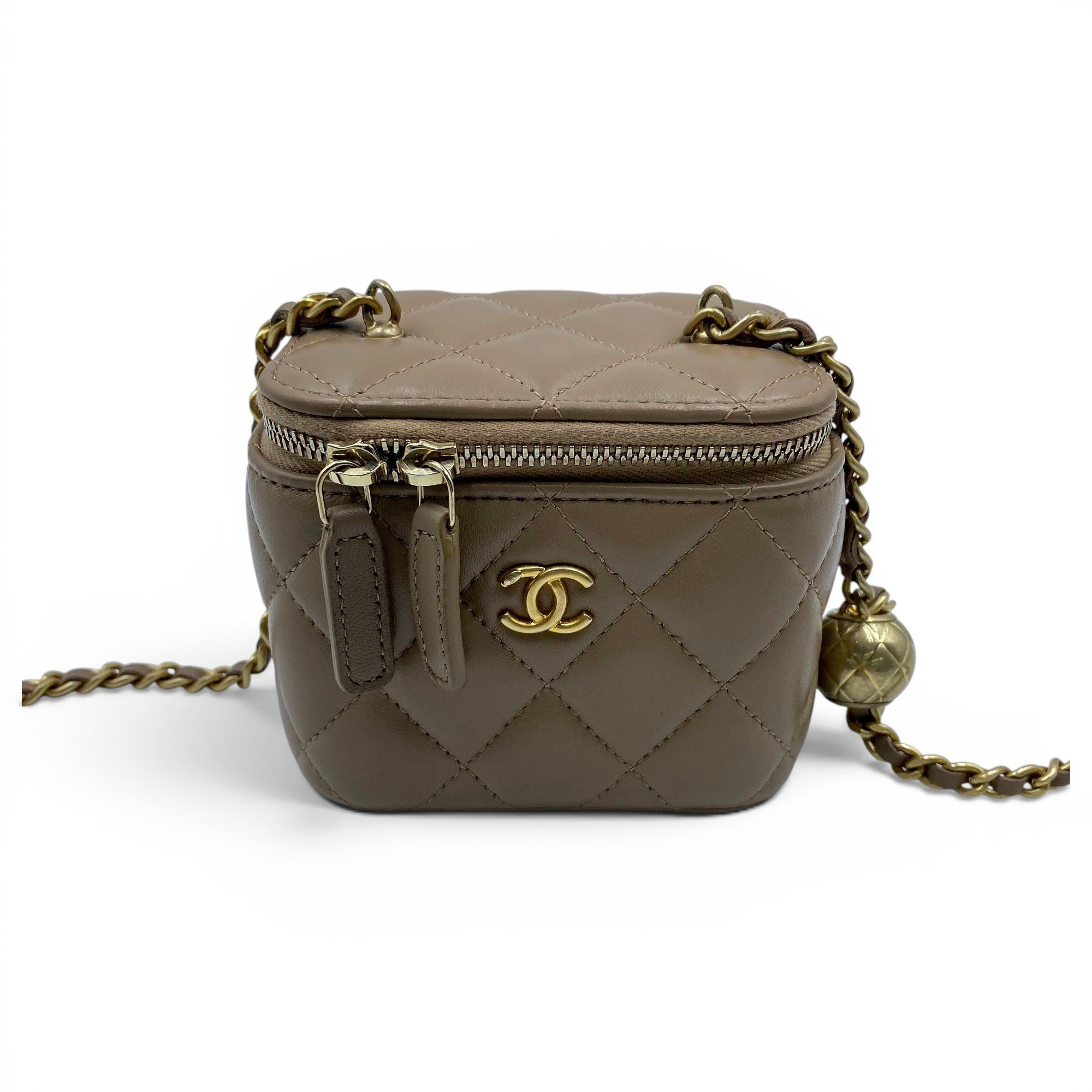 Trendy CC Vanity leather handbag