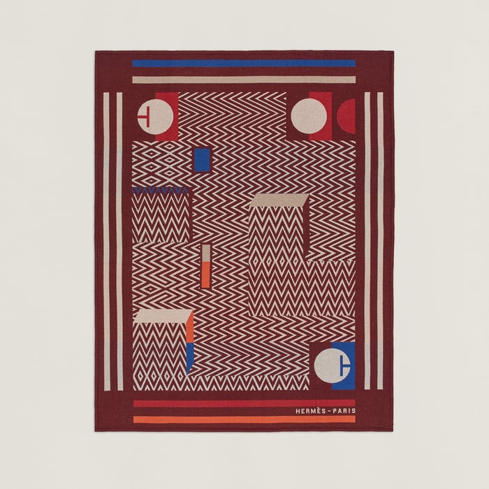 Rouge Sellier Enigmatic Blanket