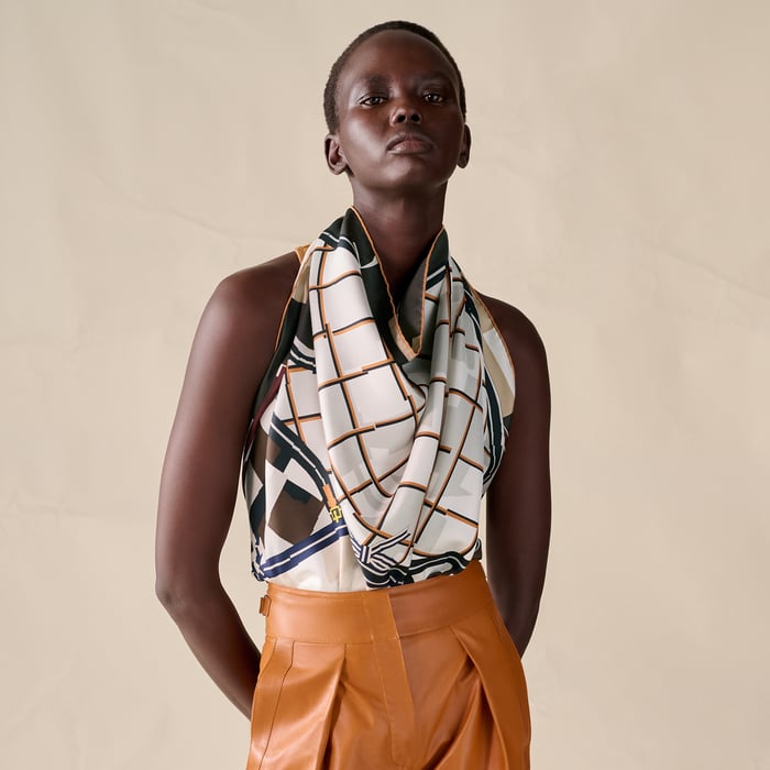 Camails a Carreaux Scarf 90