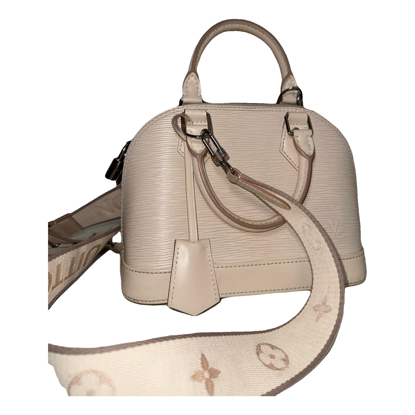Alma BB leather handbag