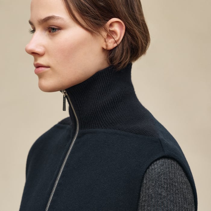 Bleu Noir Cashmere Straight Vest