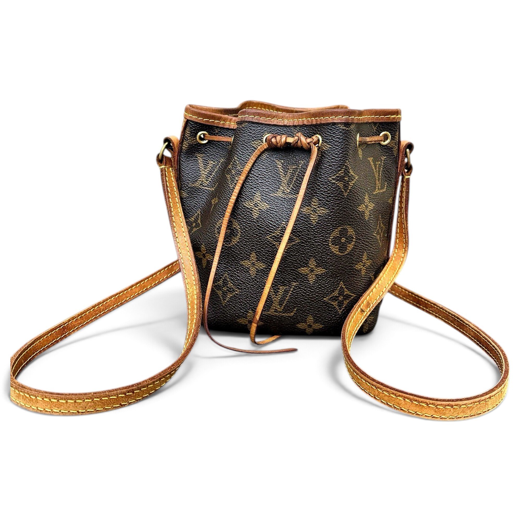 Louis Vuitton Nano Noé leather handbag