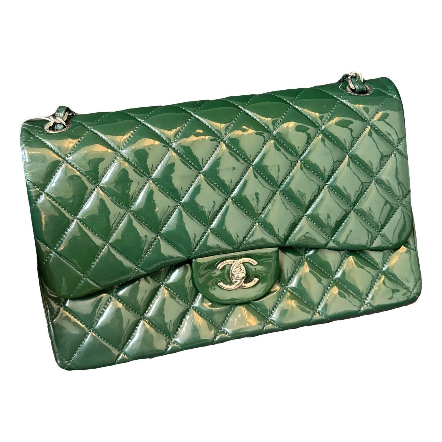 Timeless/Classique patent leather handbag