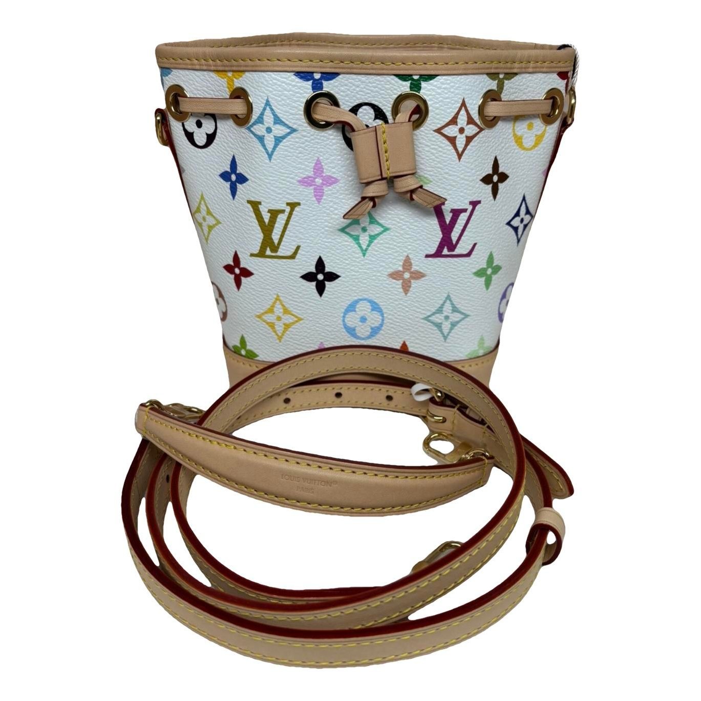 Nano Noé leather crossbody bag