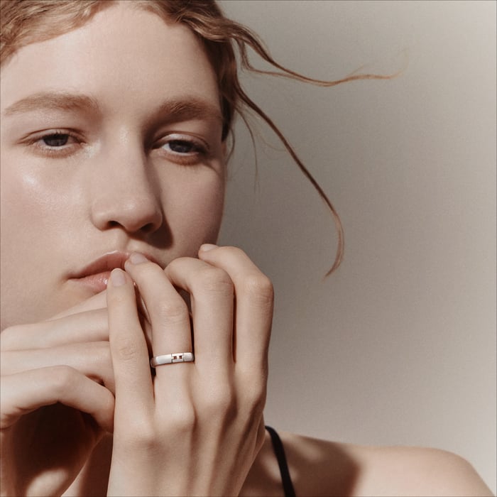 Sans Coloris Ever Herakles Wedding Band