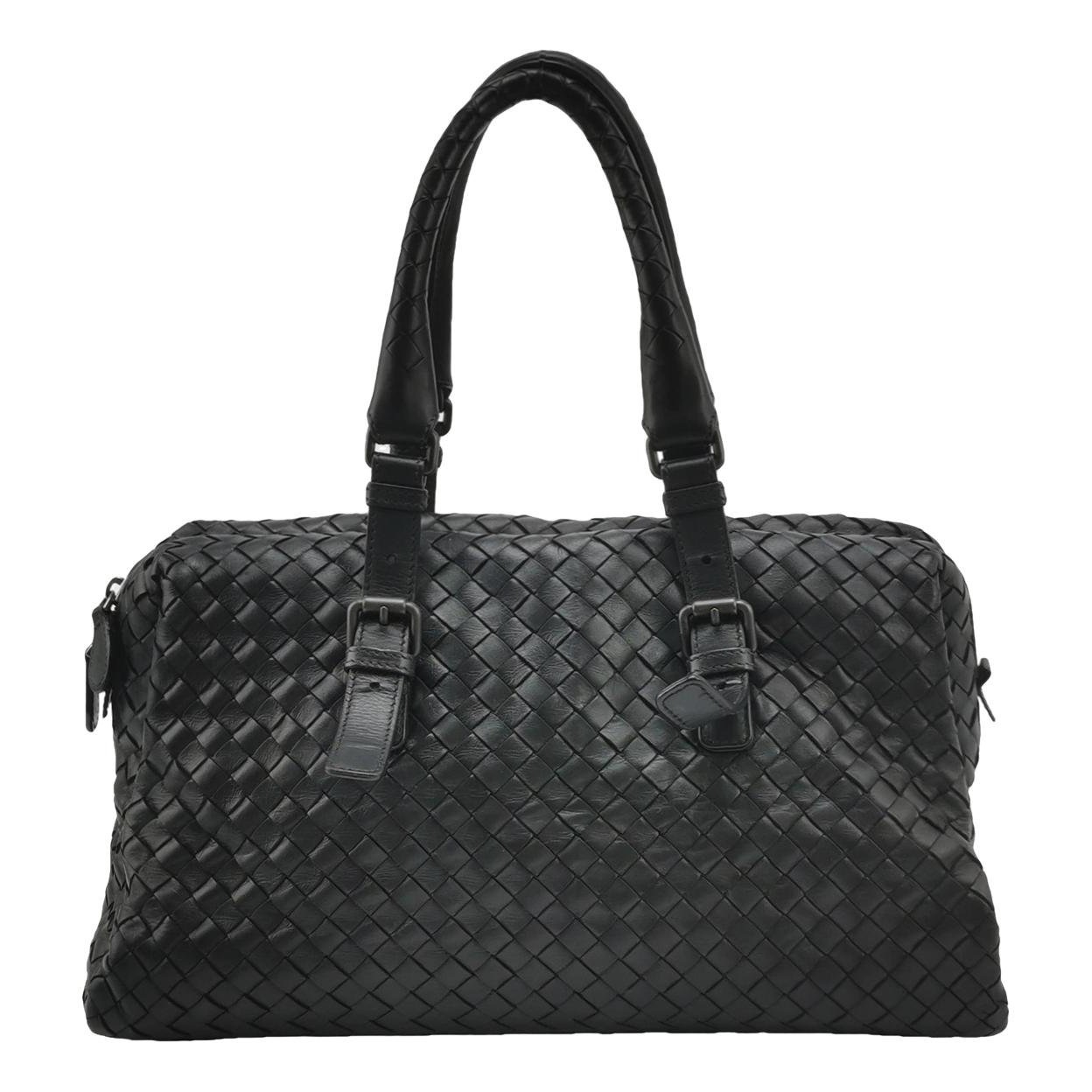 Leather tote