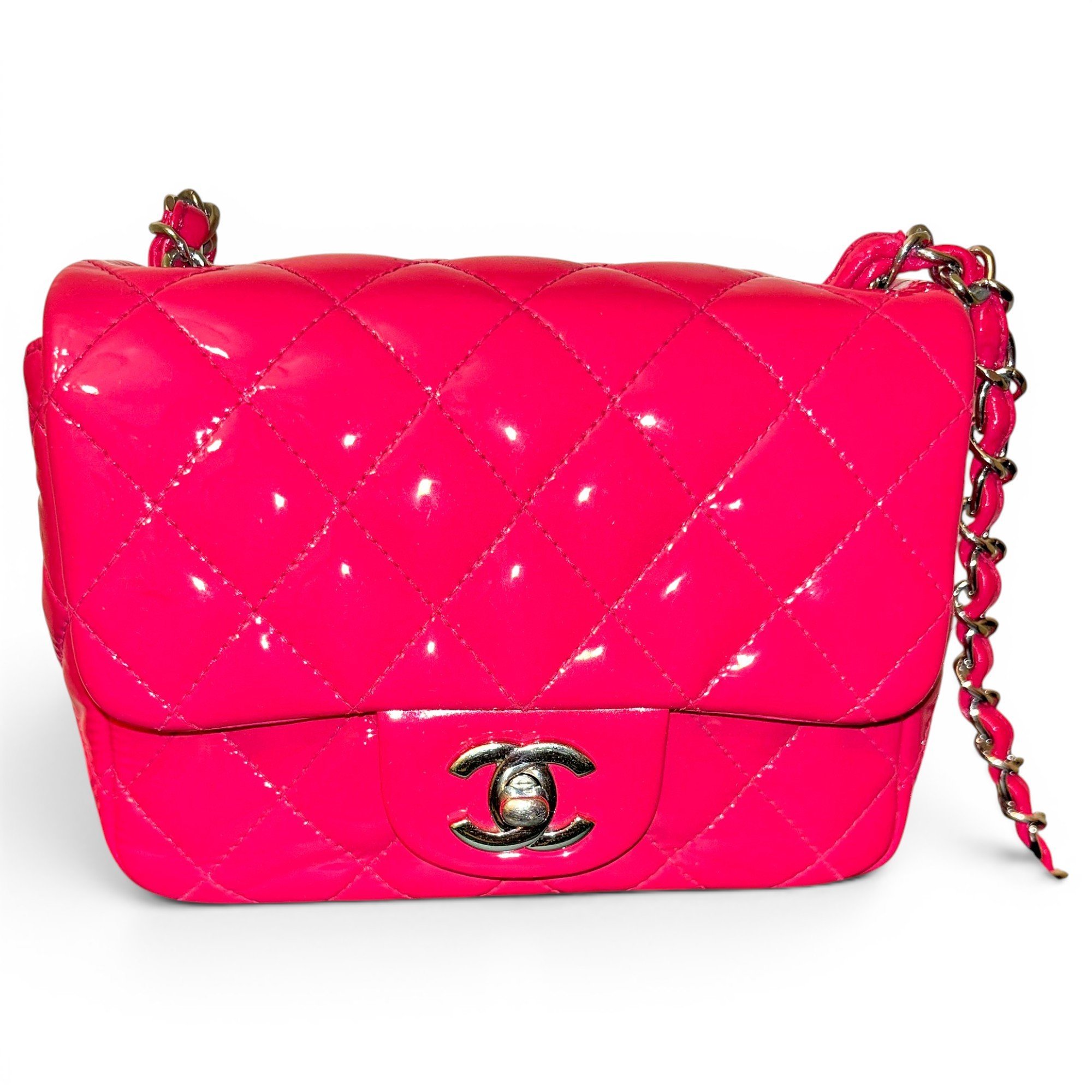 Timeless/Classique patent leather handbag