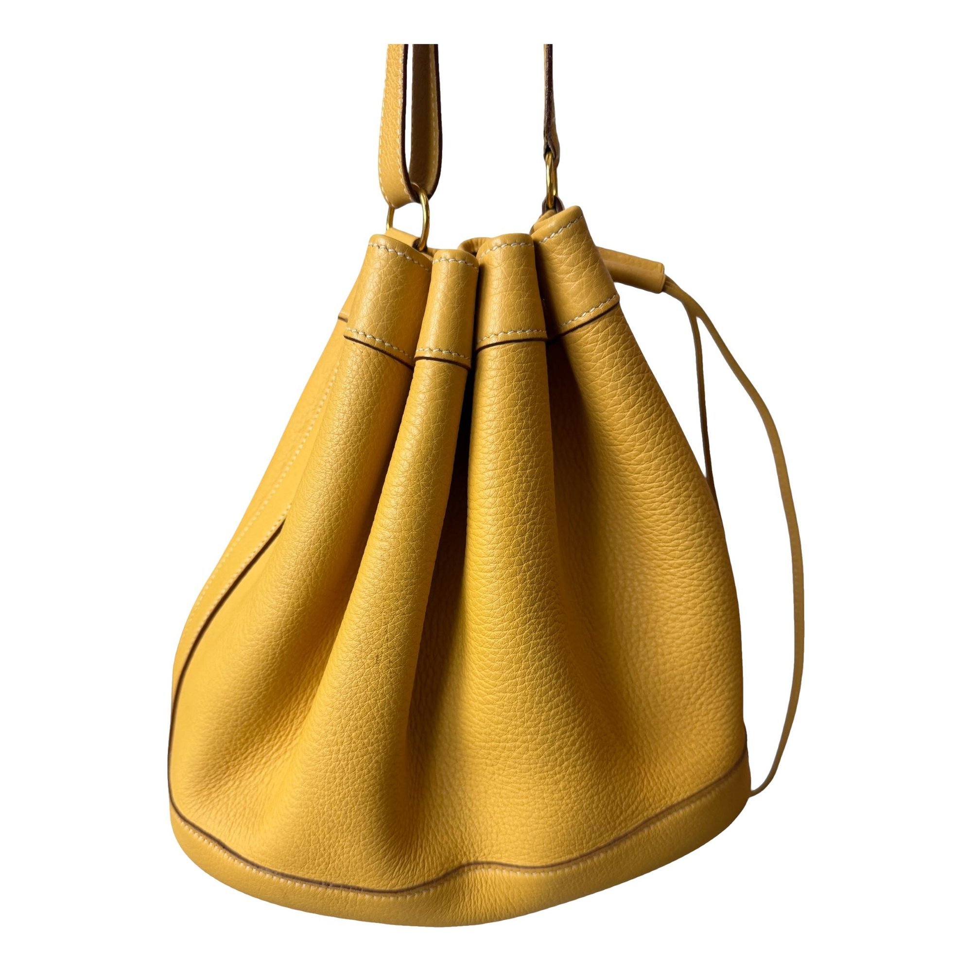 Market leather handbag
