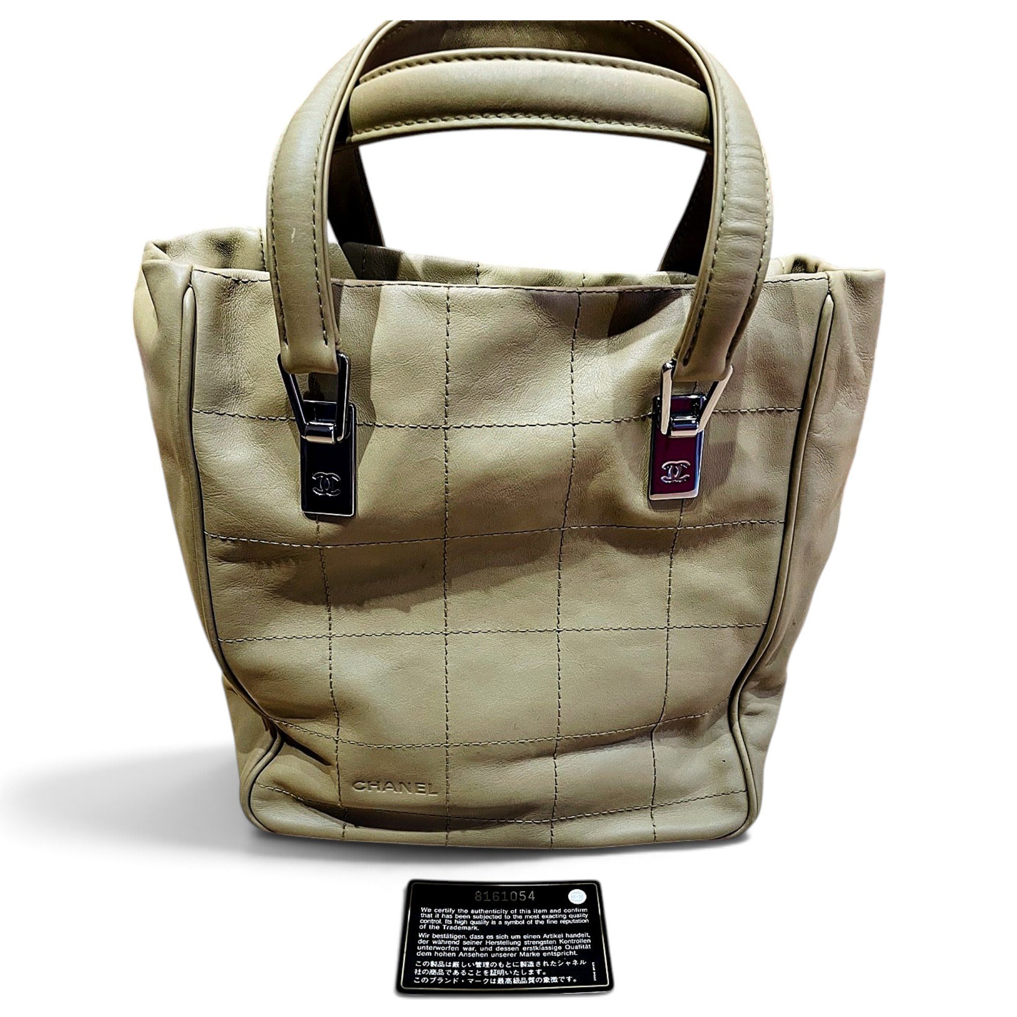 Leather tote